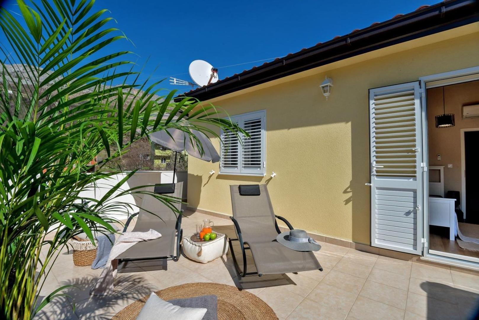 Luxury Villa Lelu With Heated Saltwater Pool, Parking, High Speed Internet, Bbq, Žrnovnica Dış mekan fotoğraf